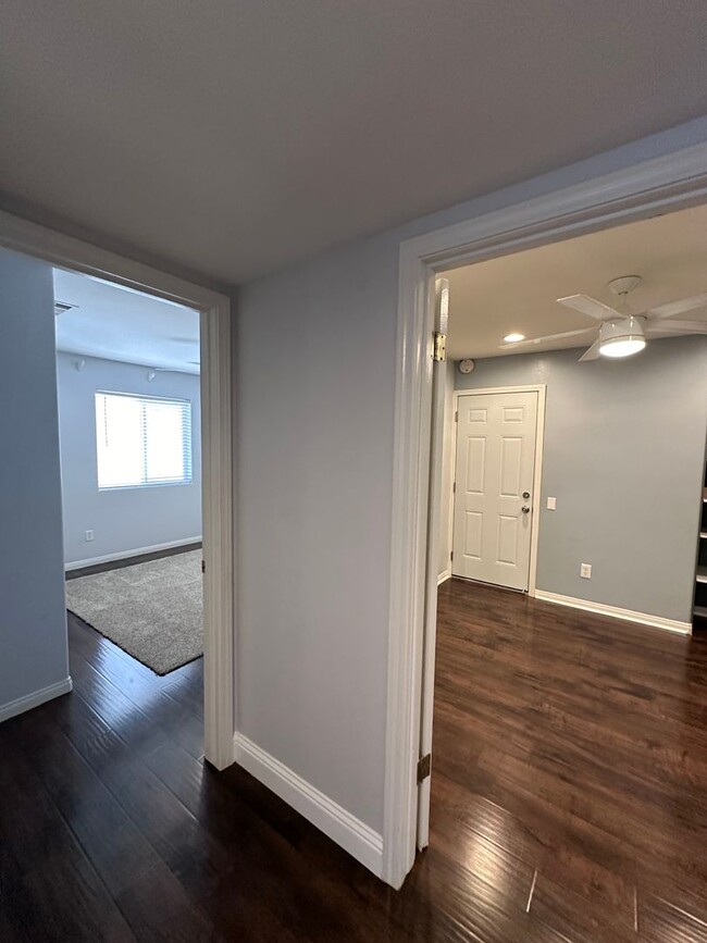Building Photo - 5302 Doble Aguila Way