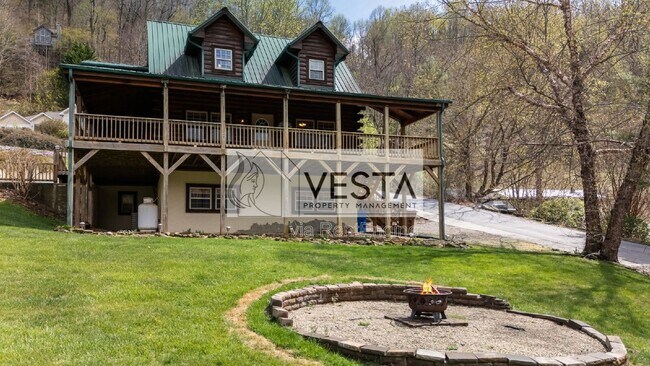 Building Photo - 131 Tanner Trail