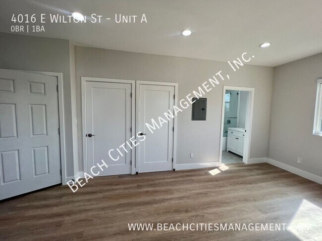 Building Photo - 4016 E Wilton St