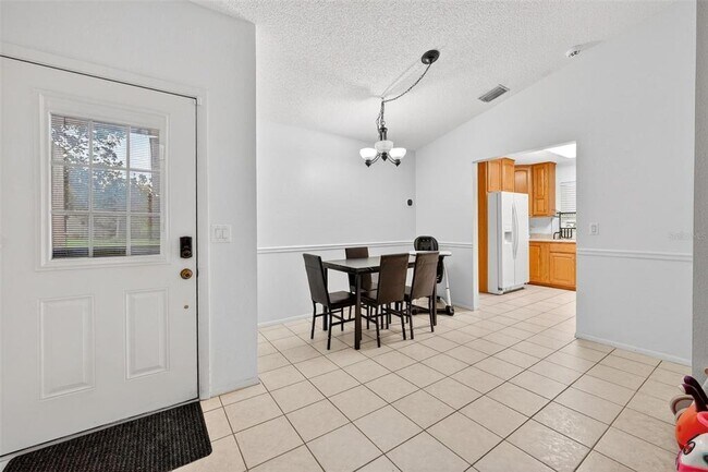 Building Photo - 5107 Deer Creek Dr