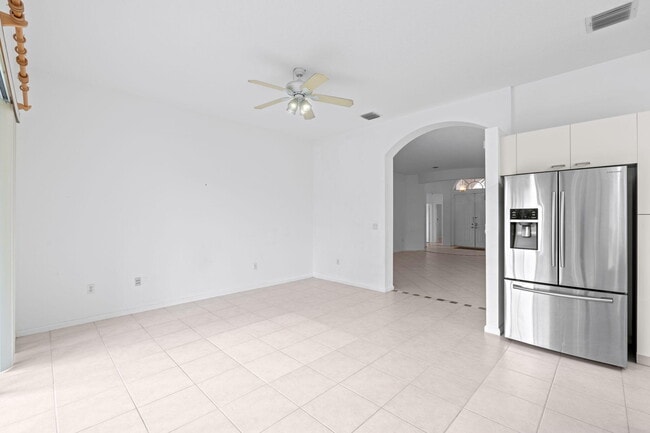 Building Photo - 2018 Reston Cir