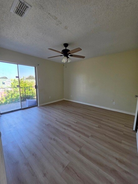 Building Photo - 4902 Marcella Ave