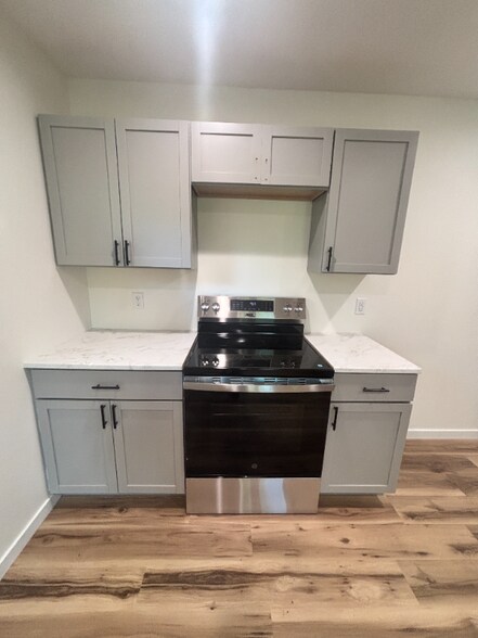 Building Photo - 3651 S 9th St