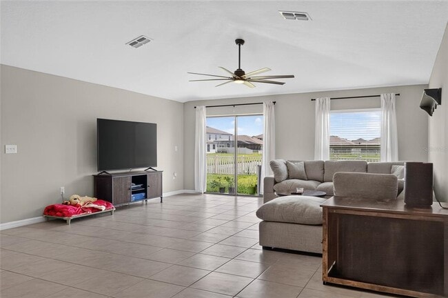 Building Photo - 5420 Leslie Canyon Dr