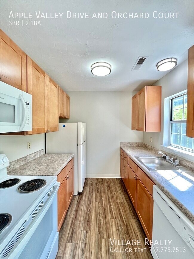 Building Photo - 710 Apple Valley Dr