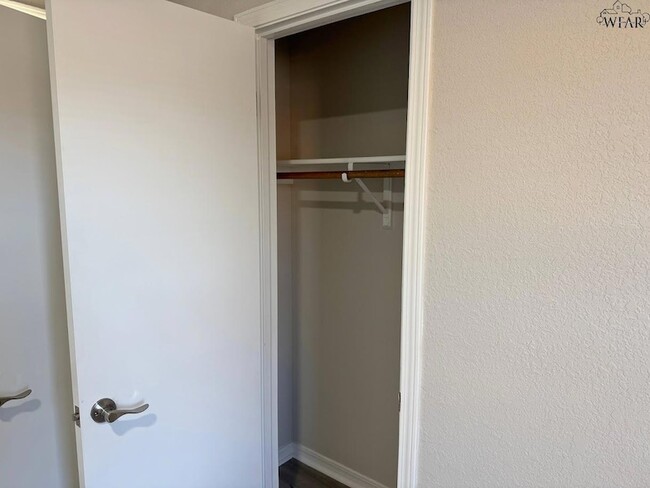 Building Photo - 4834 Matterhorn Dr