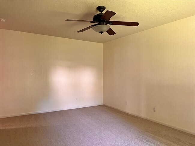 Building Photo - 174 Fairwind Trail Dr