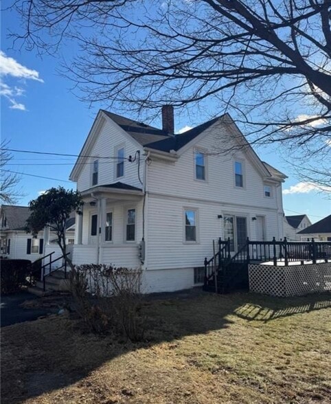 Building Photo - 277 Mauran Ave