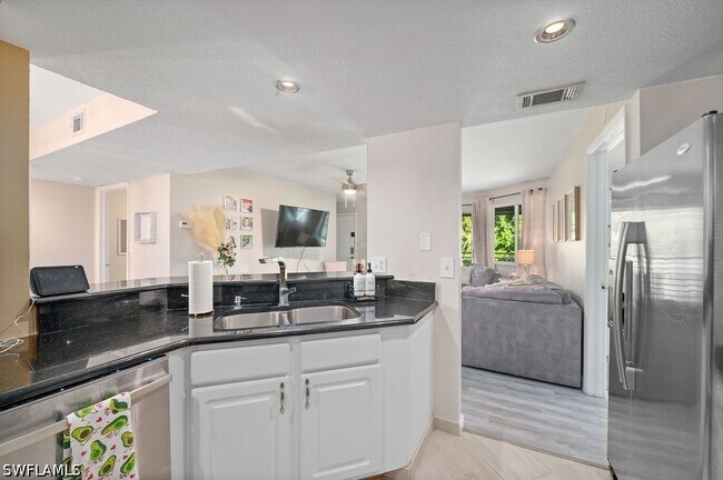 Building Photo - 3180 Seasons Way