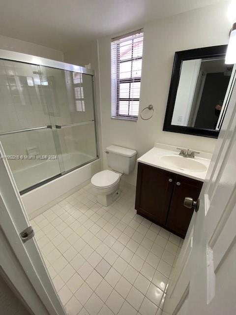 Building Photo - 300 Palmwood Pl