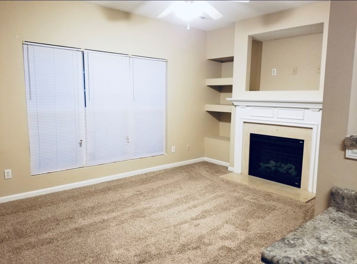 Building Photo - 4925 Sierra Way
