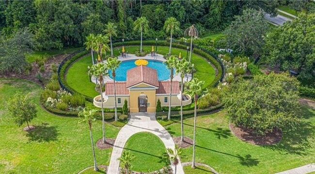 Building Photo - 916 Greenlawn St