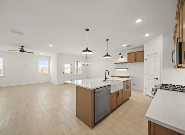 Building Photo - 291 Ice Shr Trl