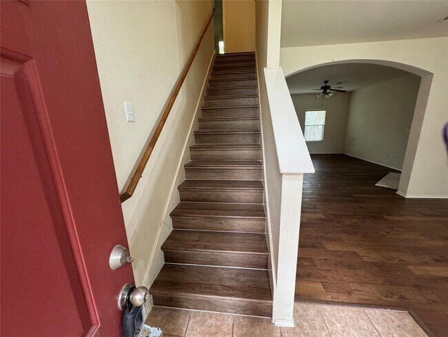 Building Photo - 2053 Rachel Ln