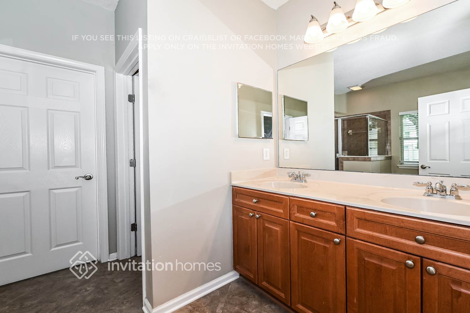 Building Photo - 6205 Whitsbury Ct