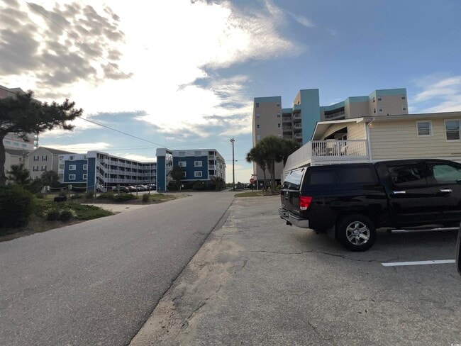 Building Photo - 203 56th Ave N