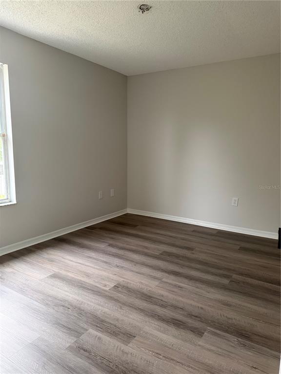 Building Photo - 1826 Clacton Dr