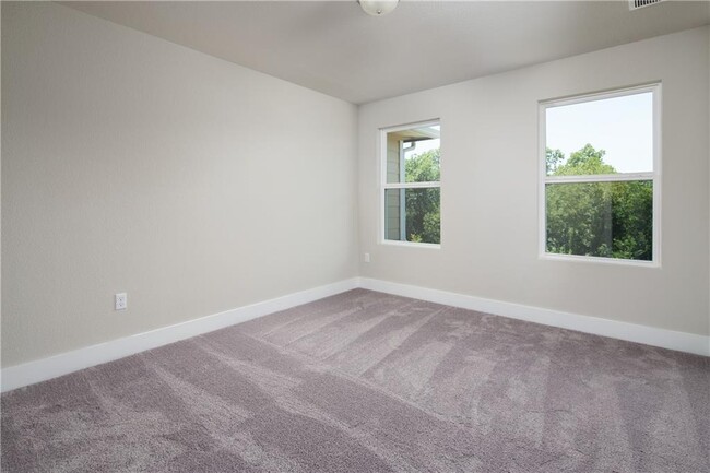 Building Photo - 213 Bridgeford Dr
