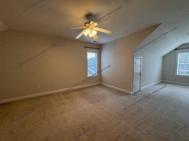 Building Photo - 10908 Connally Ln