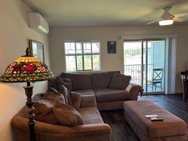 Building Photo - Pailolo Place Furnished One Bedroom