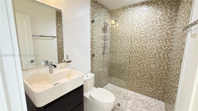 Building Photo - 3767 Oak Ridge Cir