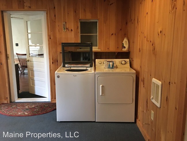 Building Photo - 2 br, 2 bath House - 1 Bonny Eagle Pond Road