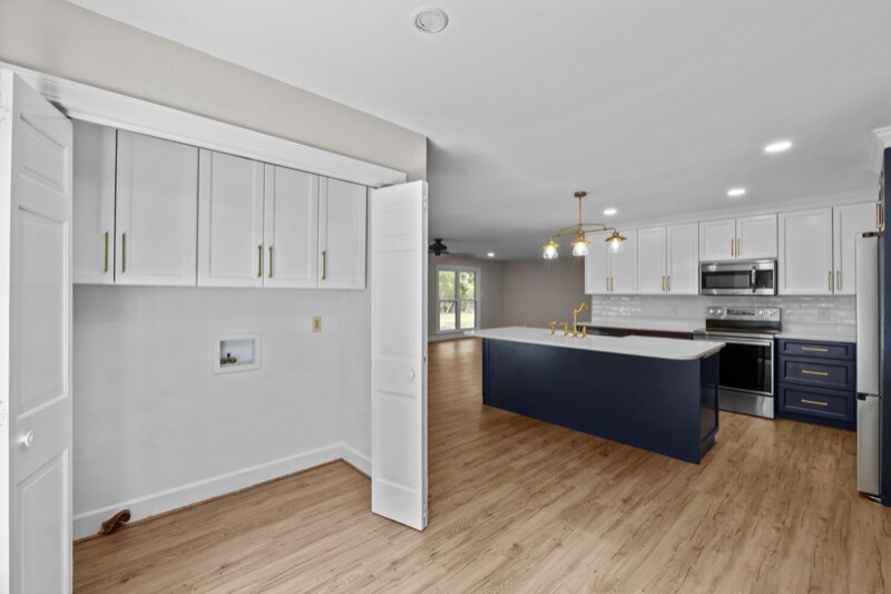 Building Photo - 229 Snead Rd