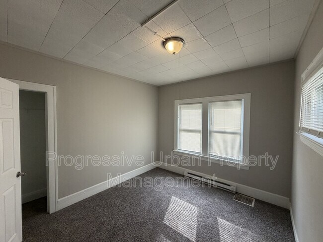 Building Photo - 3346 E 134th St