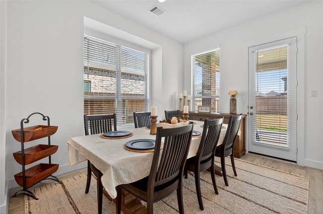 Building Photo - 6118 Waterman Lk Ln