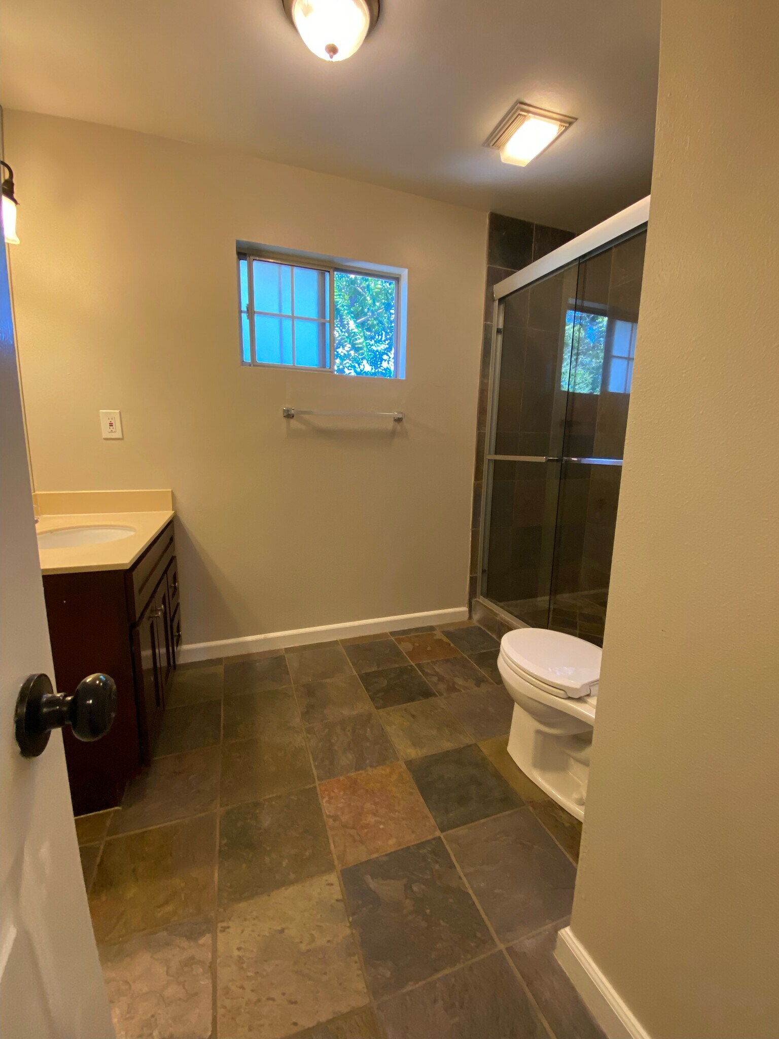 Upstairs bathroom - 228 Madrone St