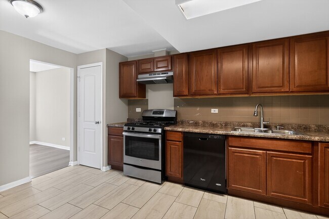 Building Photo - 193 Jeffrey Ln