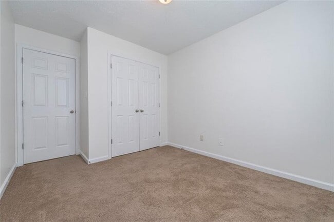 Building Photo - 6045 Capitol Knoll