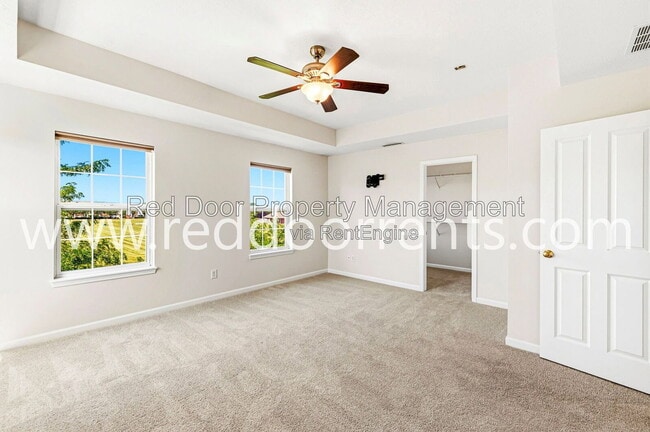 Building Photo - 13340 E Golden Gate Dr