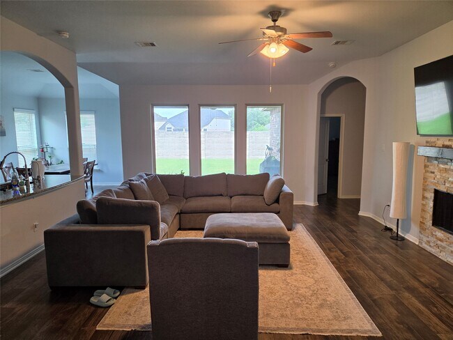 Building Photo - 2514 Copper Fields Dr