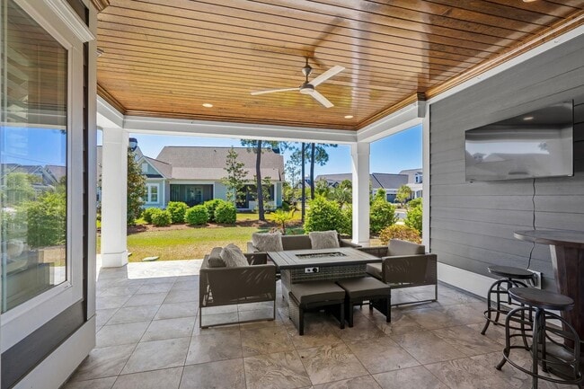 Building Photo - 5960 Bolsena Pl