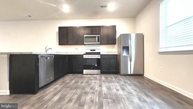 Building Photo - 517 Ridgely Blvd