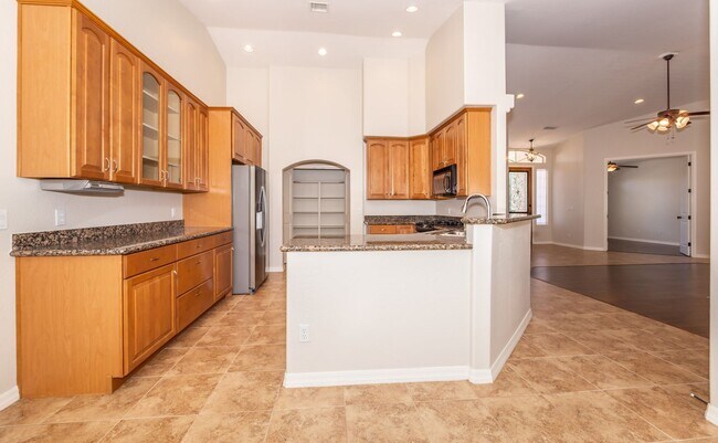 Building Photo - Pinion Oaks 4 Bedroom Home