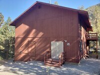 Building Photo - Move-In Ready 1-Bedroom Mountain Apartment with Private Driveway and Backyard