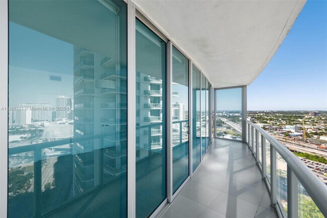 Building Photo - 888 Biscayne Blvd