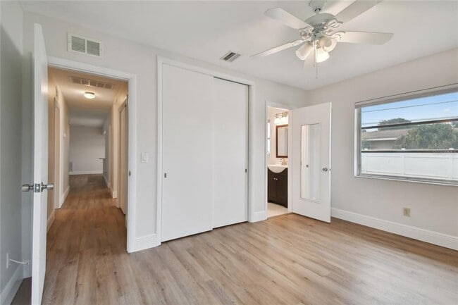 Building Photo - 2111 Lanai Ave