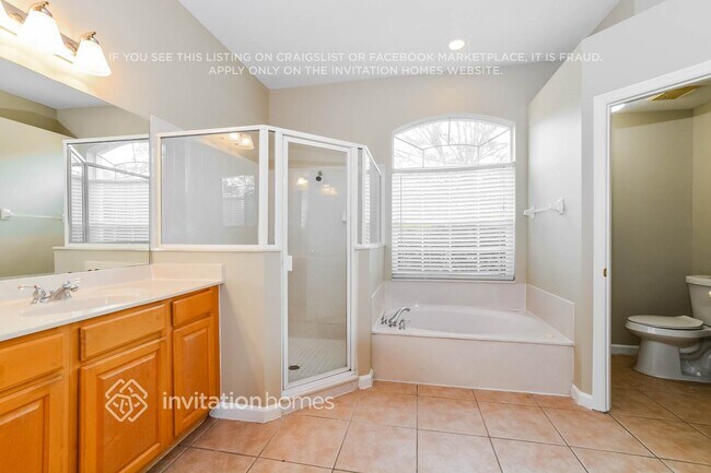 Building Photo - 3645 Tayside Ct