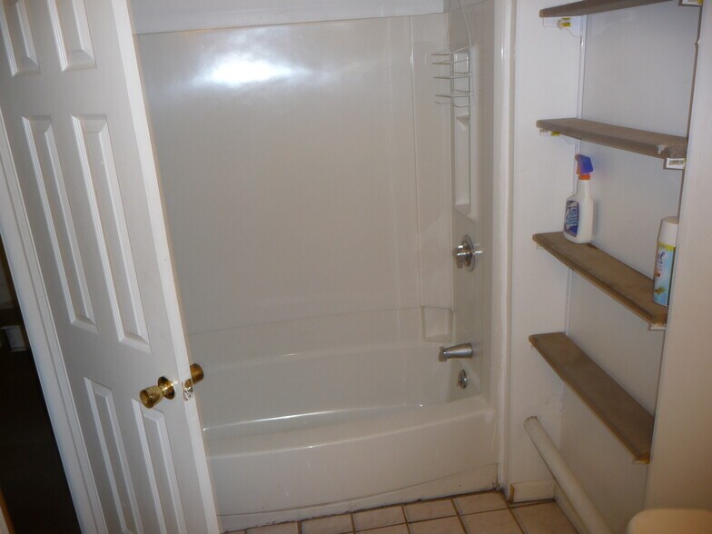 Building Photo - 3453 Ward St