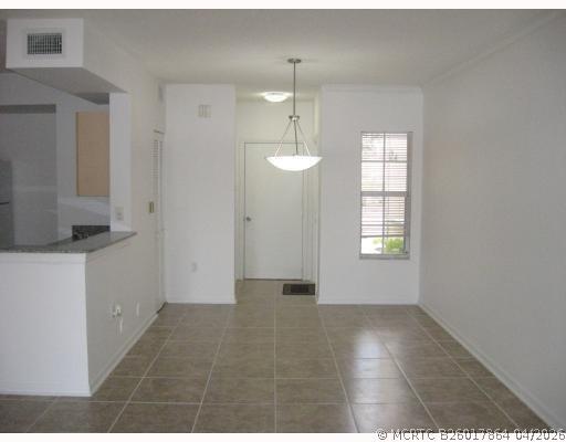 Building Photo - 2421 Centergate Dr