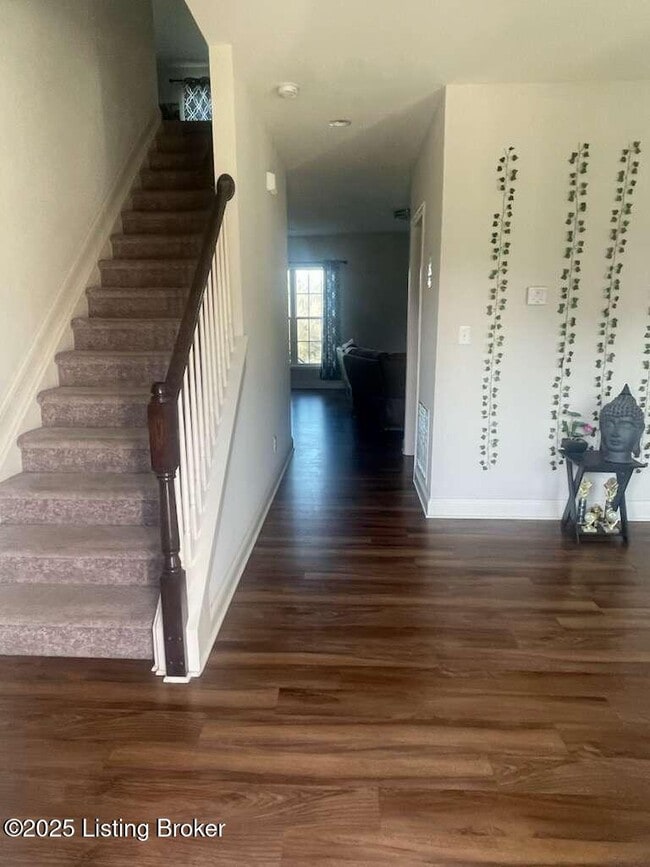 Building Photo - 114 Belden Trl