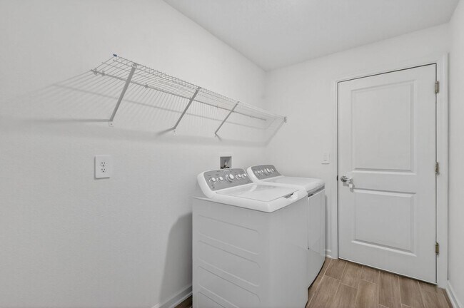 Building Photo - Available Now! Well-Maintained 3BR/2BA in Great Neighborhood