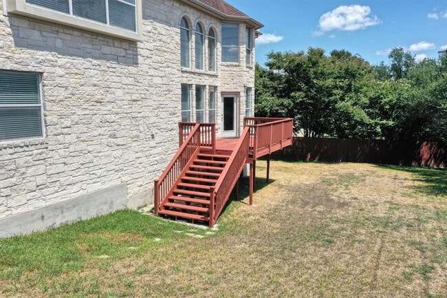 Building Photo - 2403 Vestavia Ridge Ln