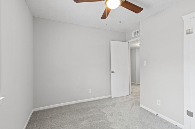 Building Photo - Summer Special! Spacious 3BR Townhome with New Upgrades + $250 Off First Month’s Rent