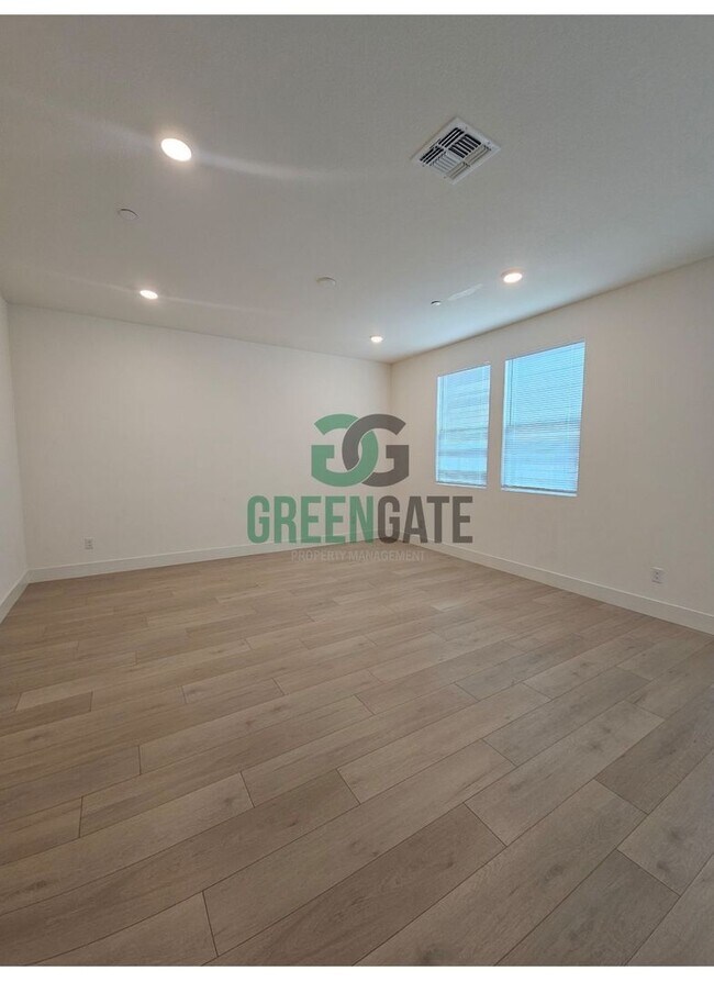 Building Photo - 3 Bedroom 2.5 Bath New Build in Lathrop! AVAILABLE NOW!!