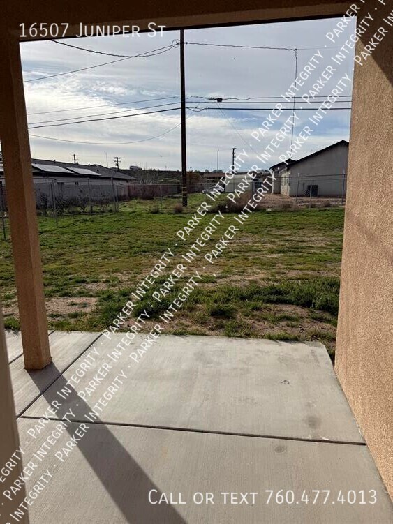 Building Photo - 16507 Juniper St