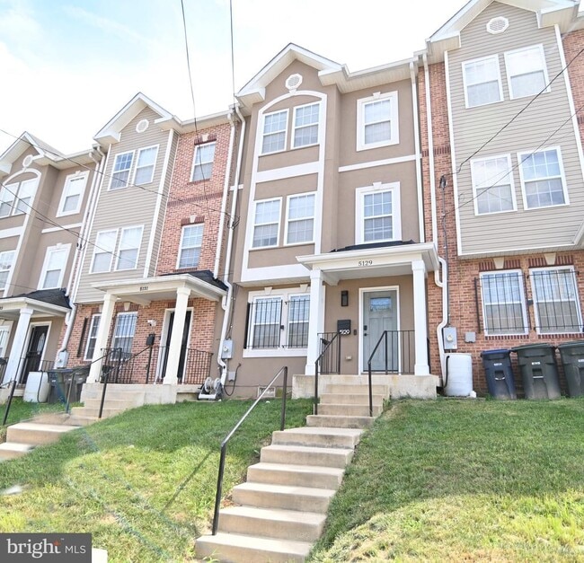 Building Photo - 5129 D St SE